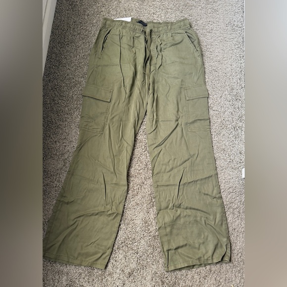 Pull on Cargo Pants - Picture 3 of 5